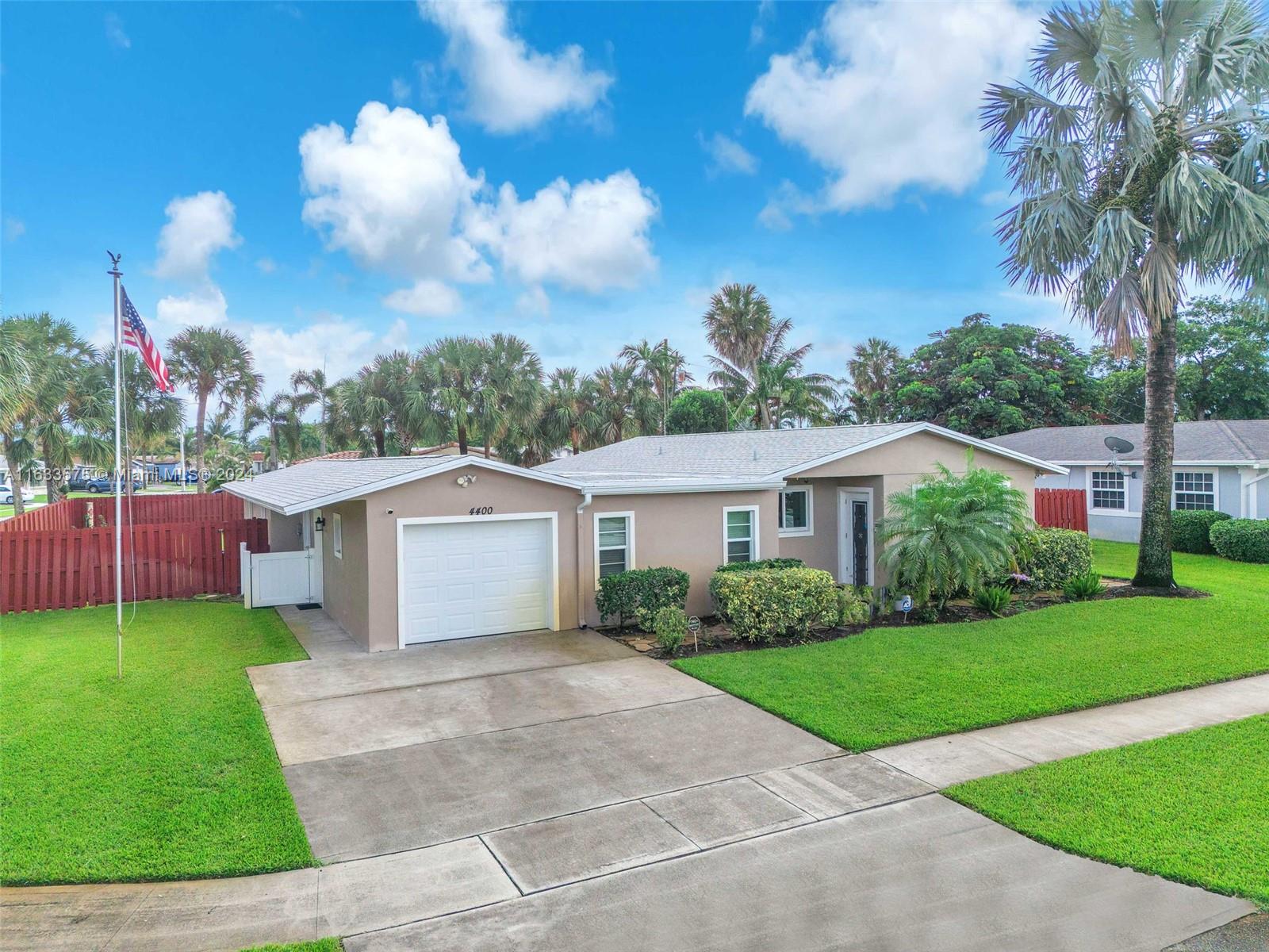 4400 NW 9th St
