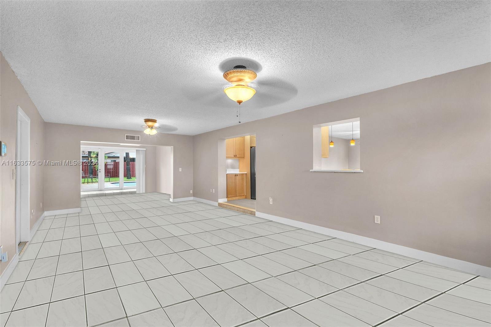 4400 NW 9th St