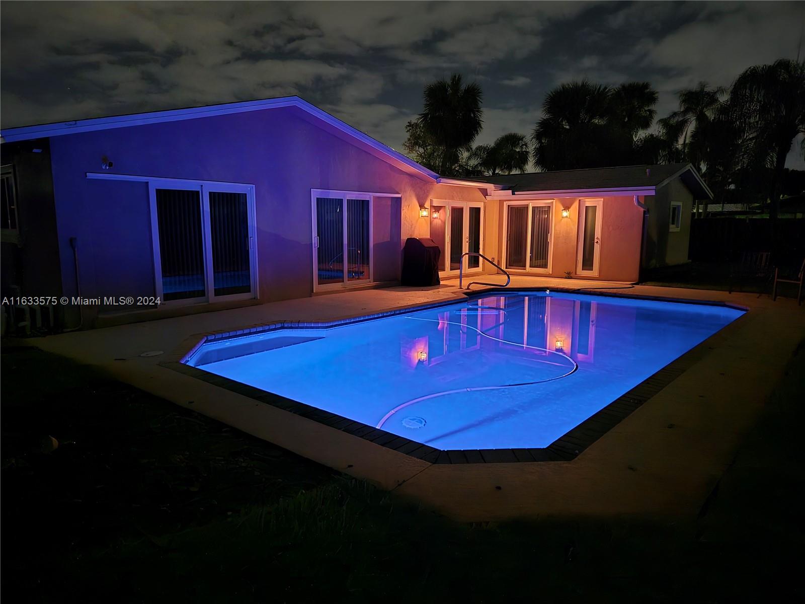 4400 NW 9th St