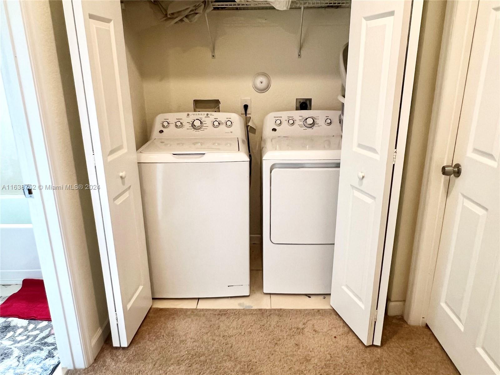 101 NE 37th Pl # 101