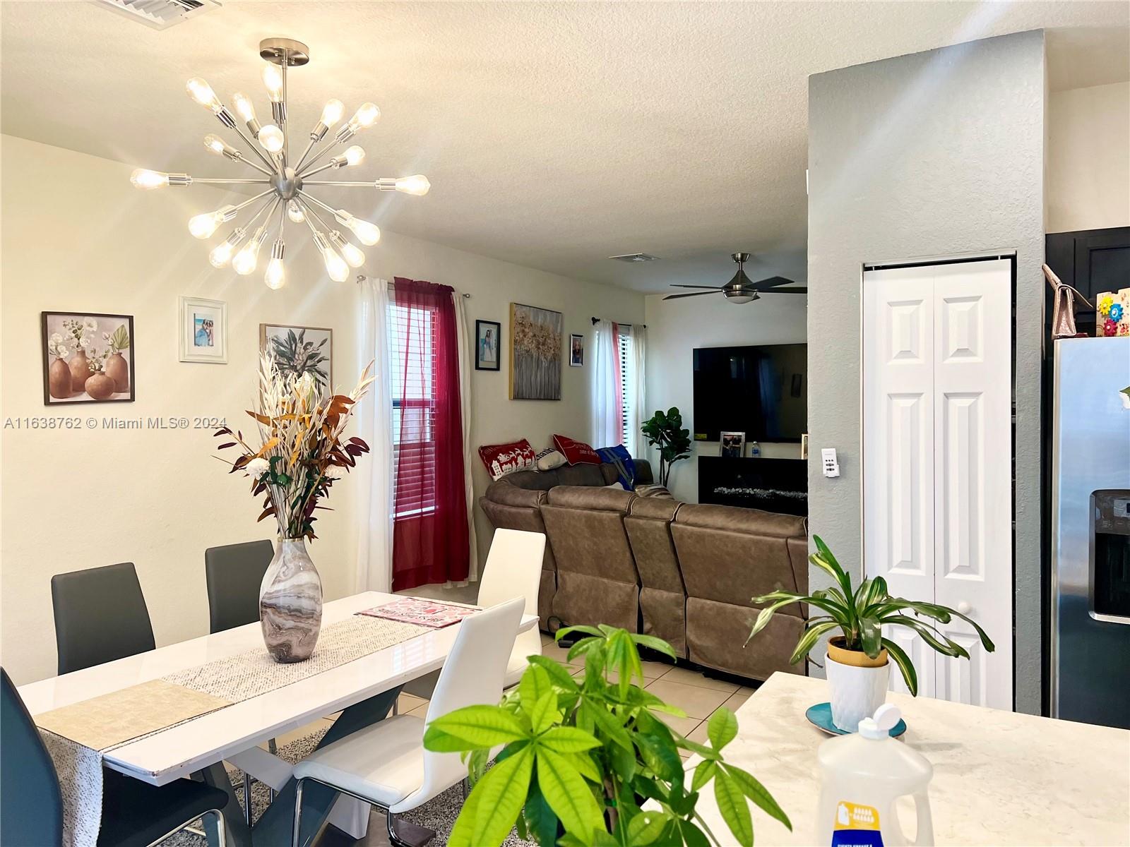 101 NE 37th Pl # 101