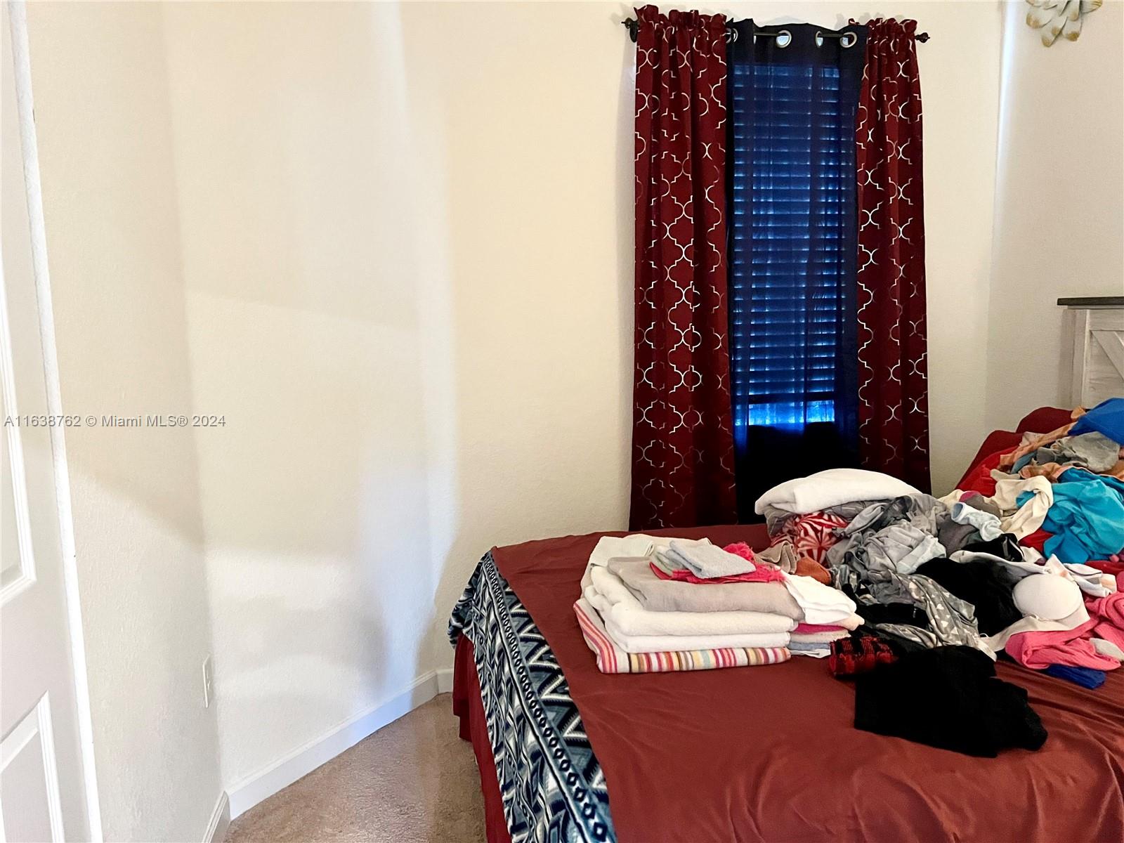 101 NE 37th Pl # 101