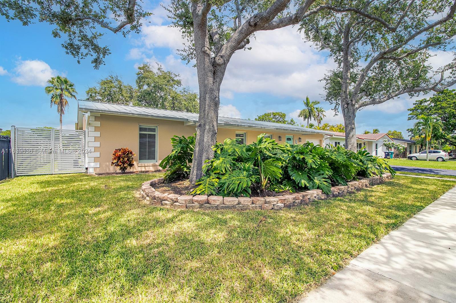 18004 SW 89th Pl