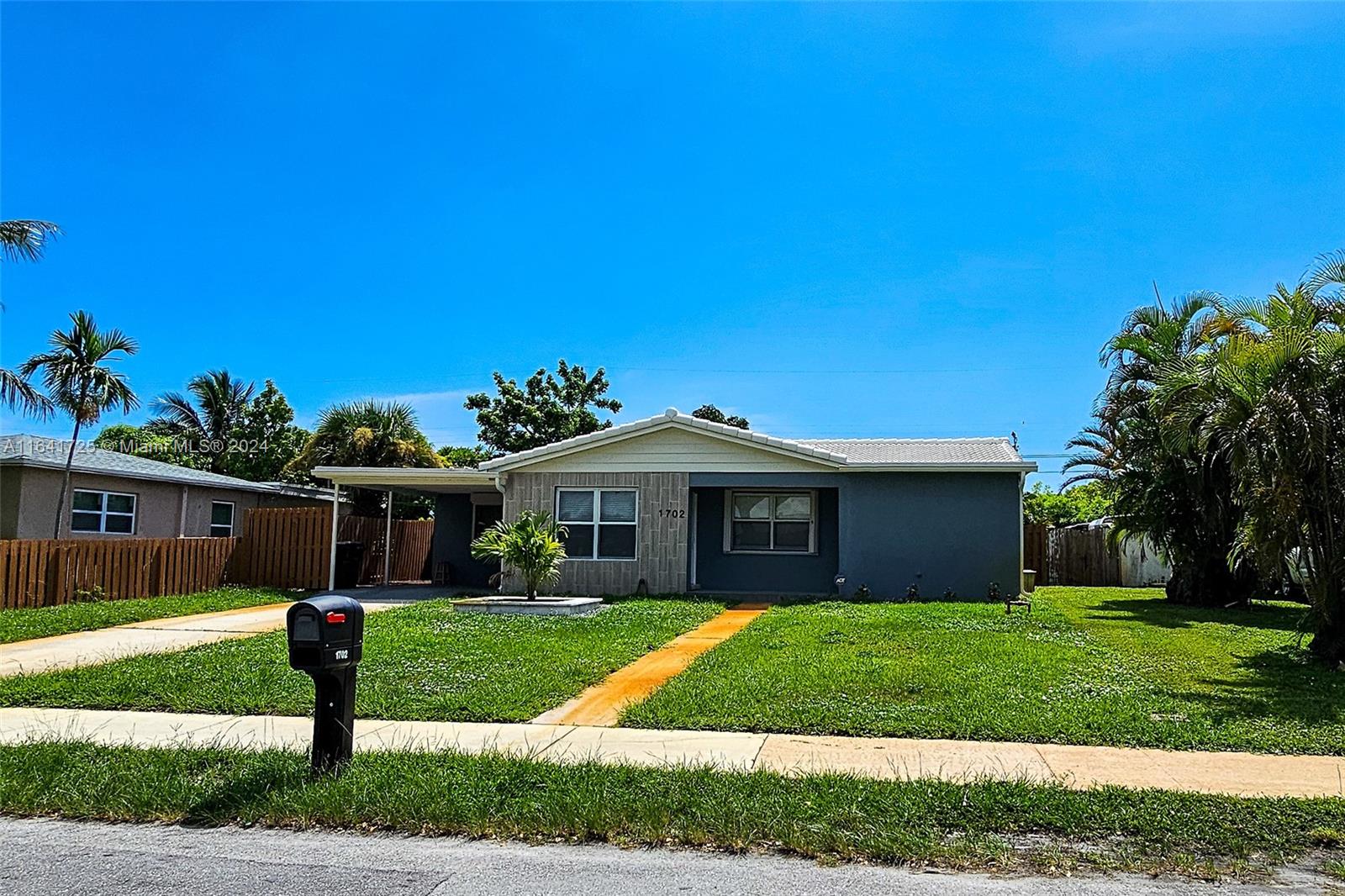 1702 Tropical Dr