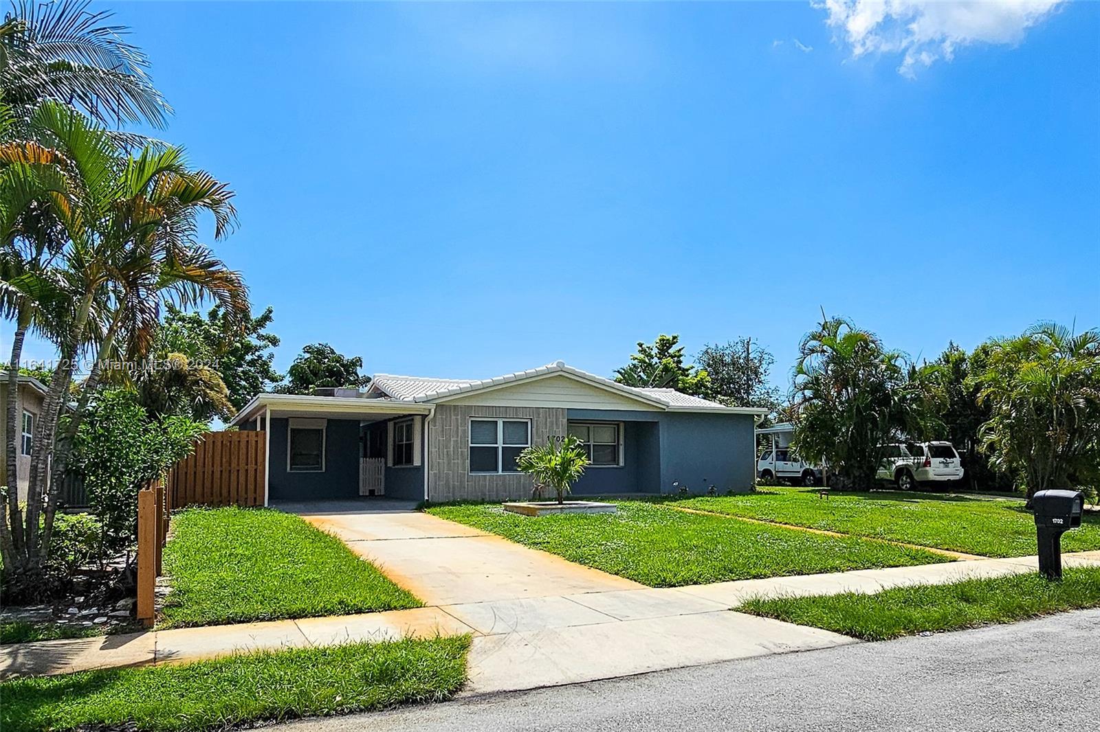 1702 Tropical Dr