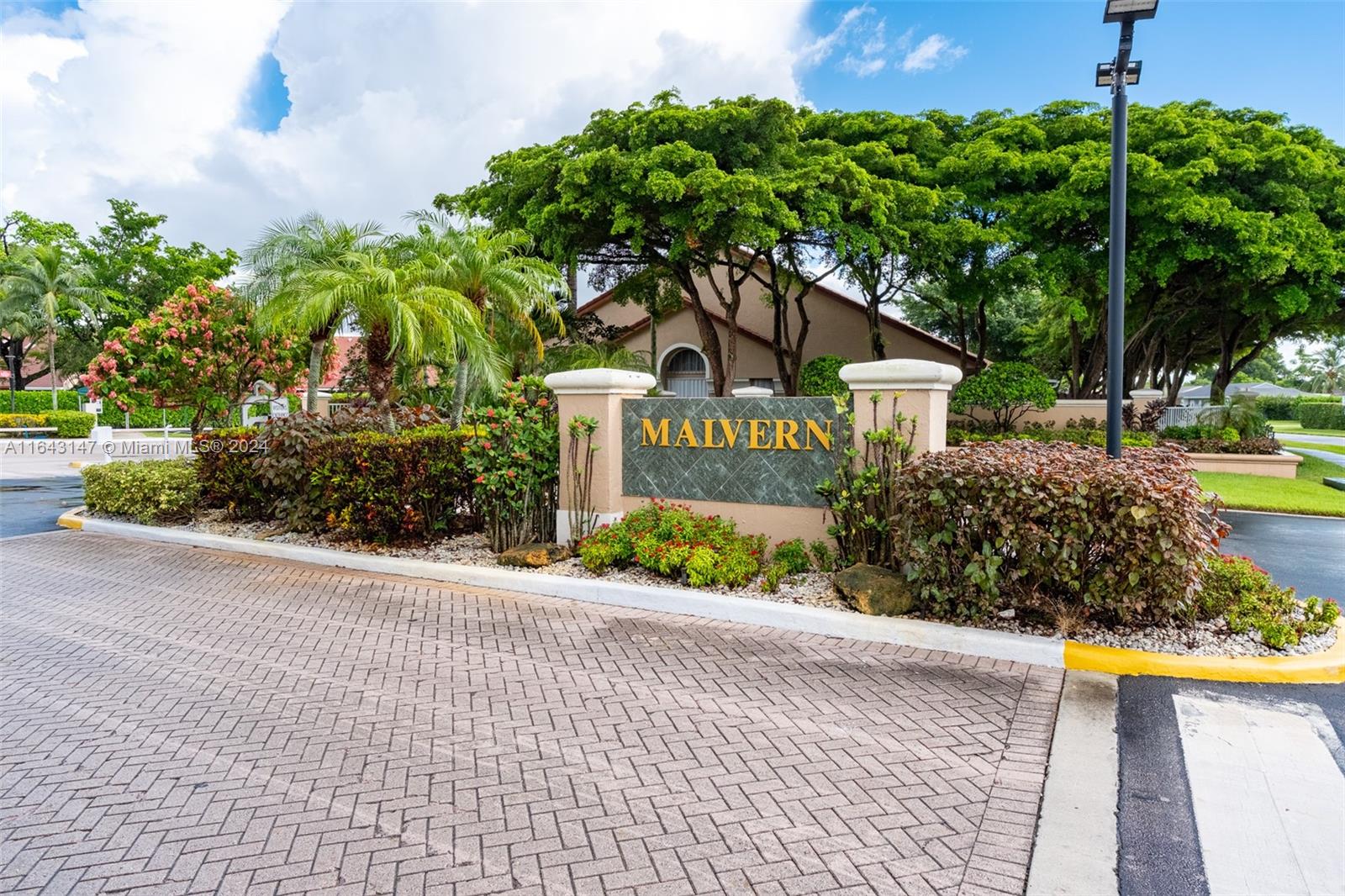 9914 E Malvern Dr # 9914