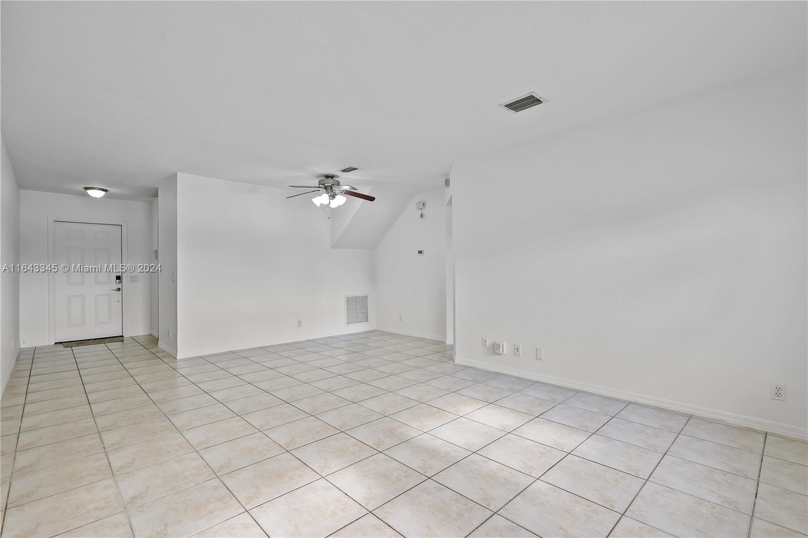 5465 SW 125th Ter