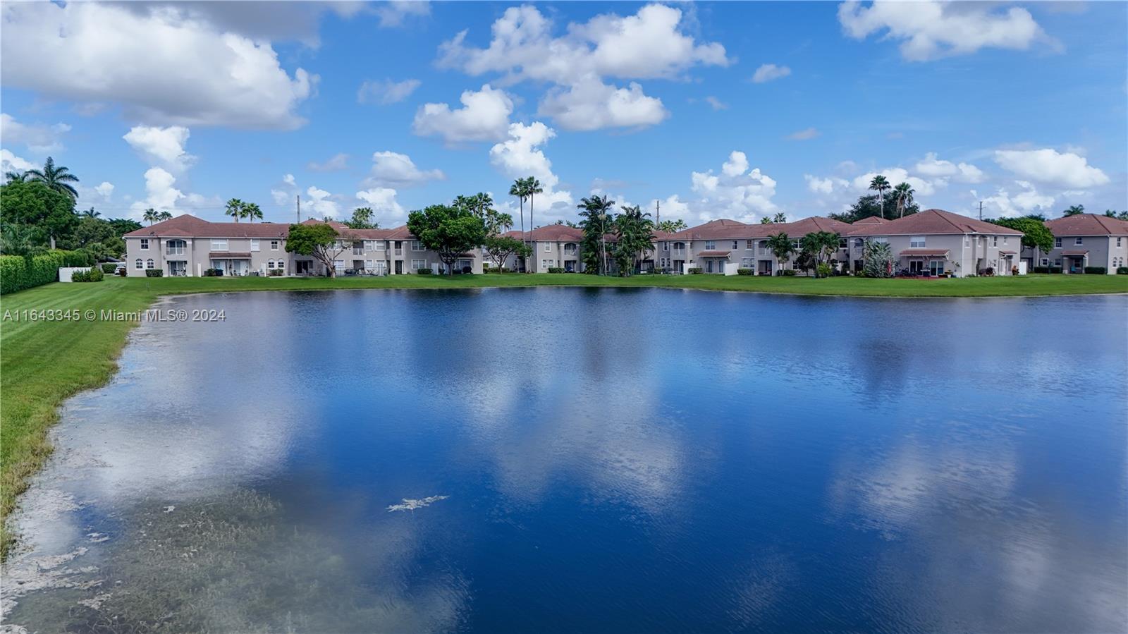 5465 SW 125th Ter