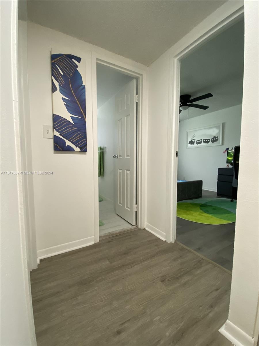 2960 Riverside Dr # 2 Unit: 220-2