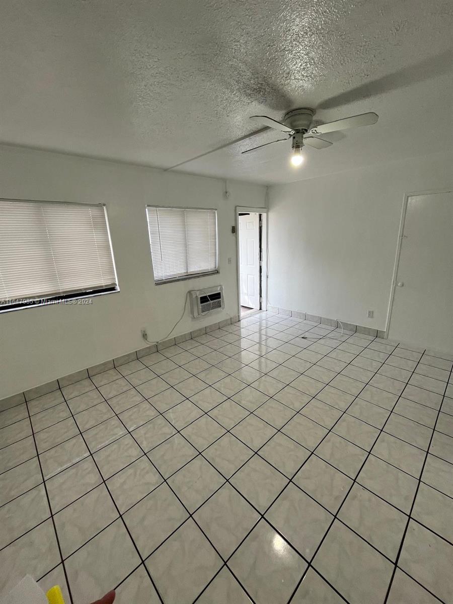 403 N 19th Ave # C6