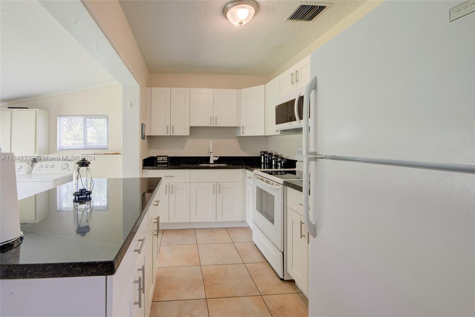 1524 NW 12th Ter