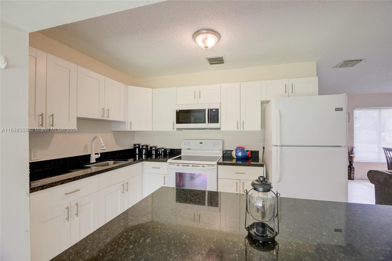 1524 NW 12th Ter