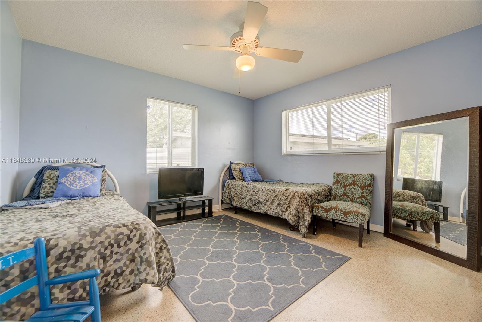 1524 NW 12th Ter