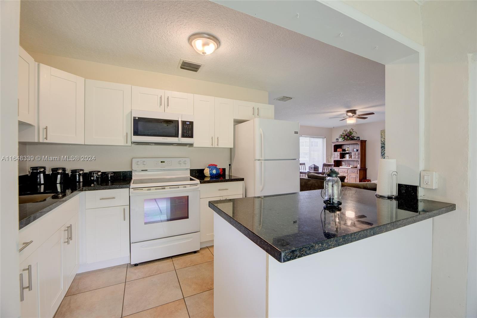 1524 NW 12th Ter