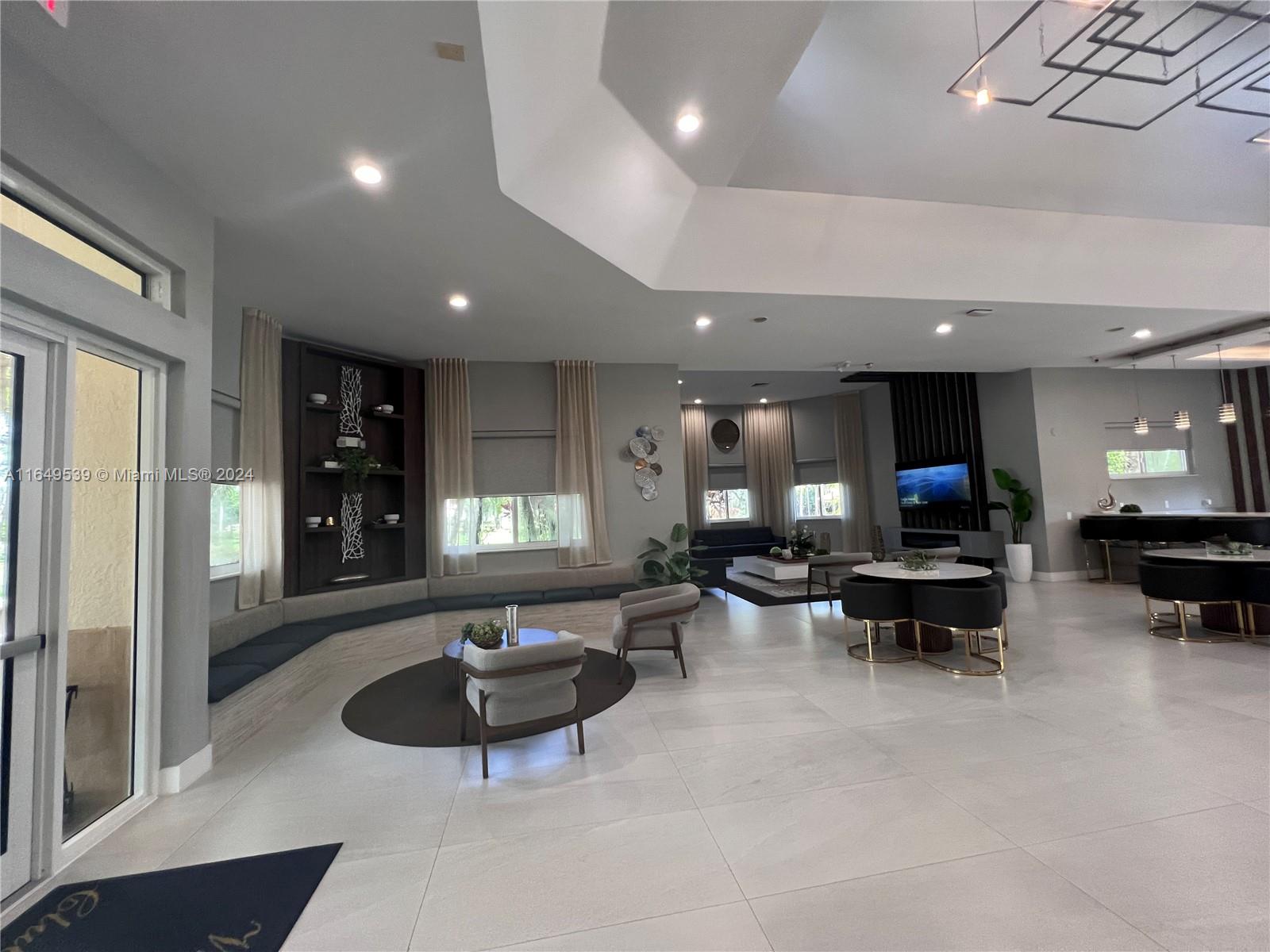 2270 NW 170th Ave # 2270