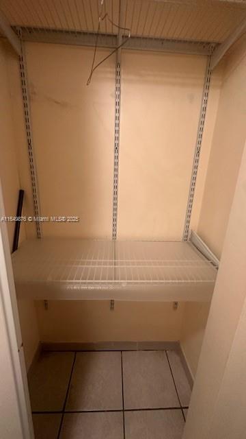2899 Collins Ave # 534