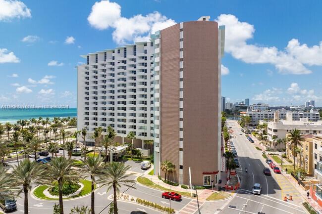 2899 Collins Ave # 534