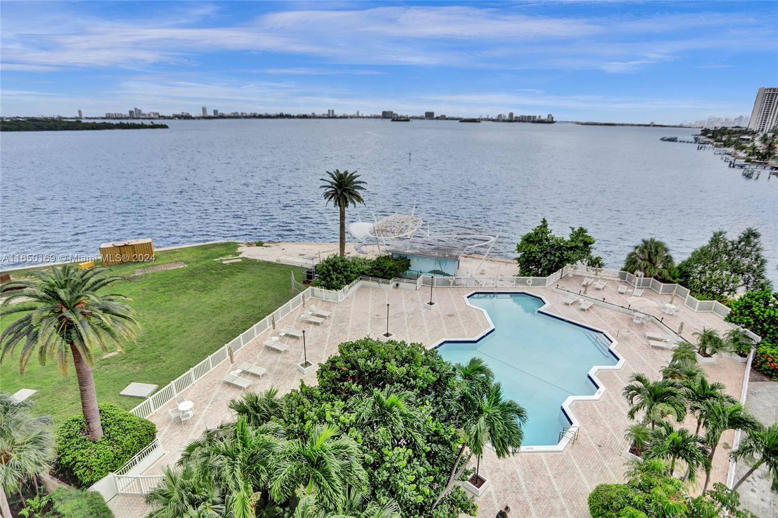 11111 Biscayne Blvd # 7F