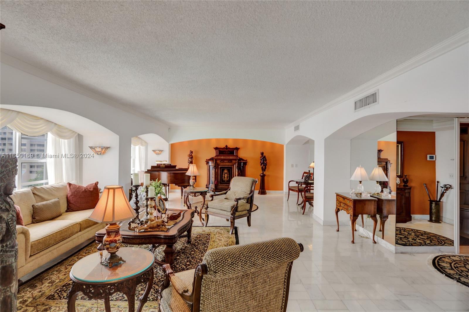 11111 Biscayne Blvd # 7F