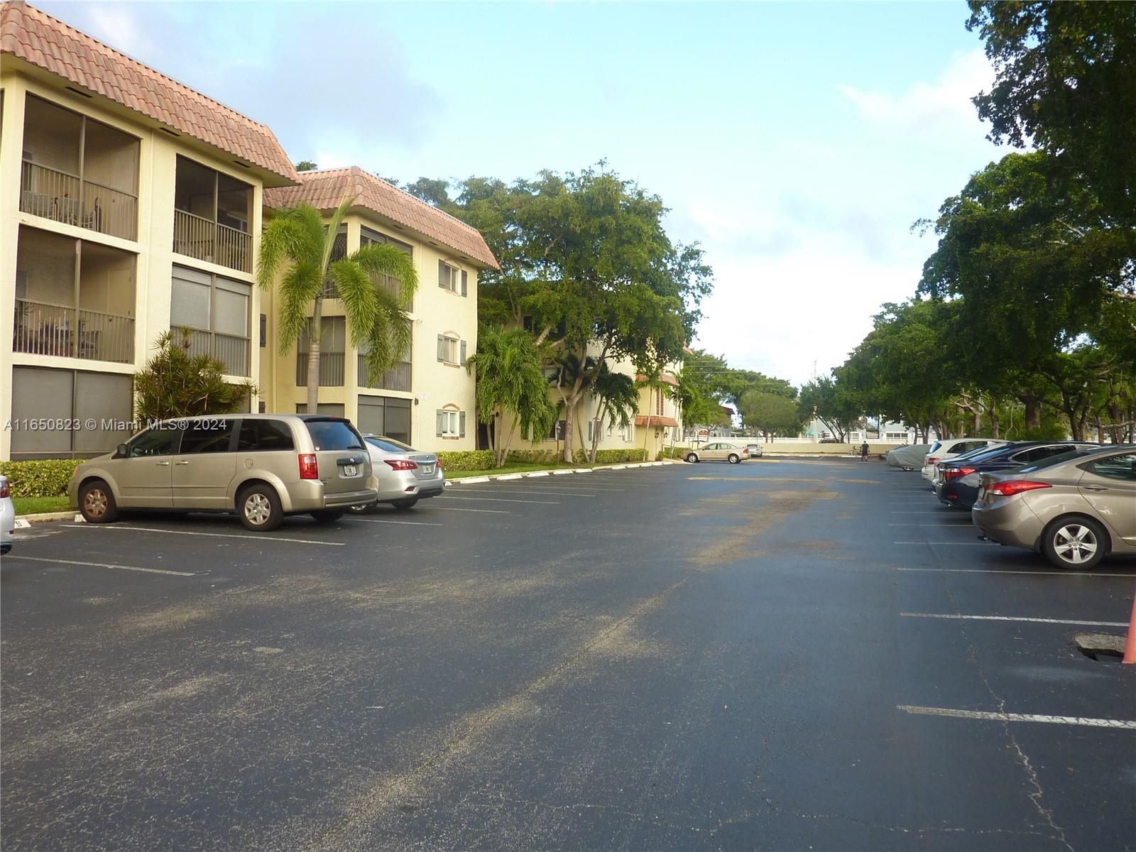 255 S Cypress Rd # 335