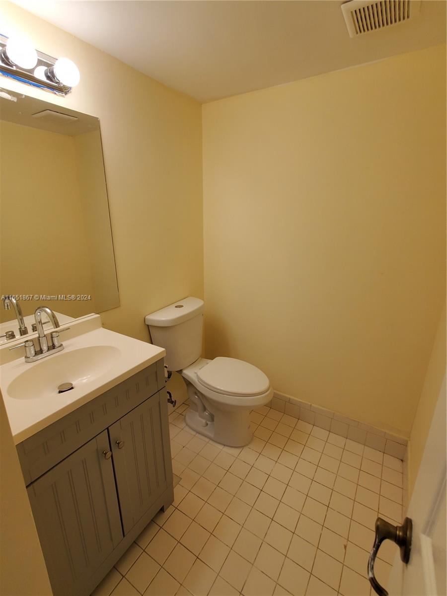 251 SW 132nd Way # 208H
