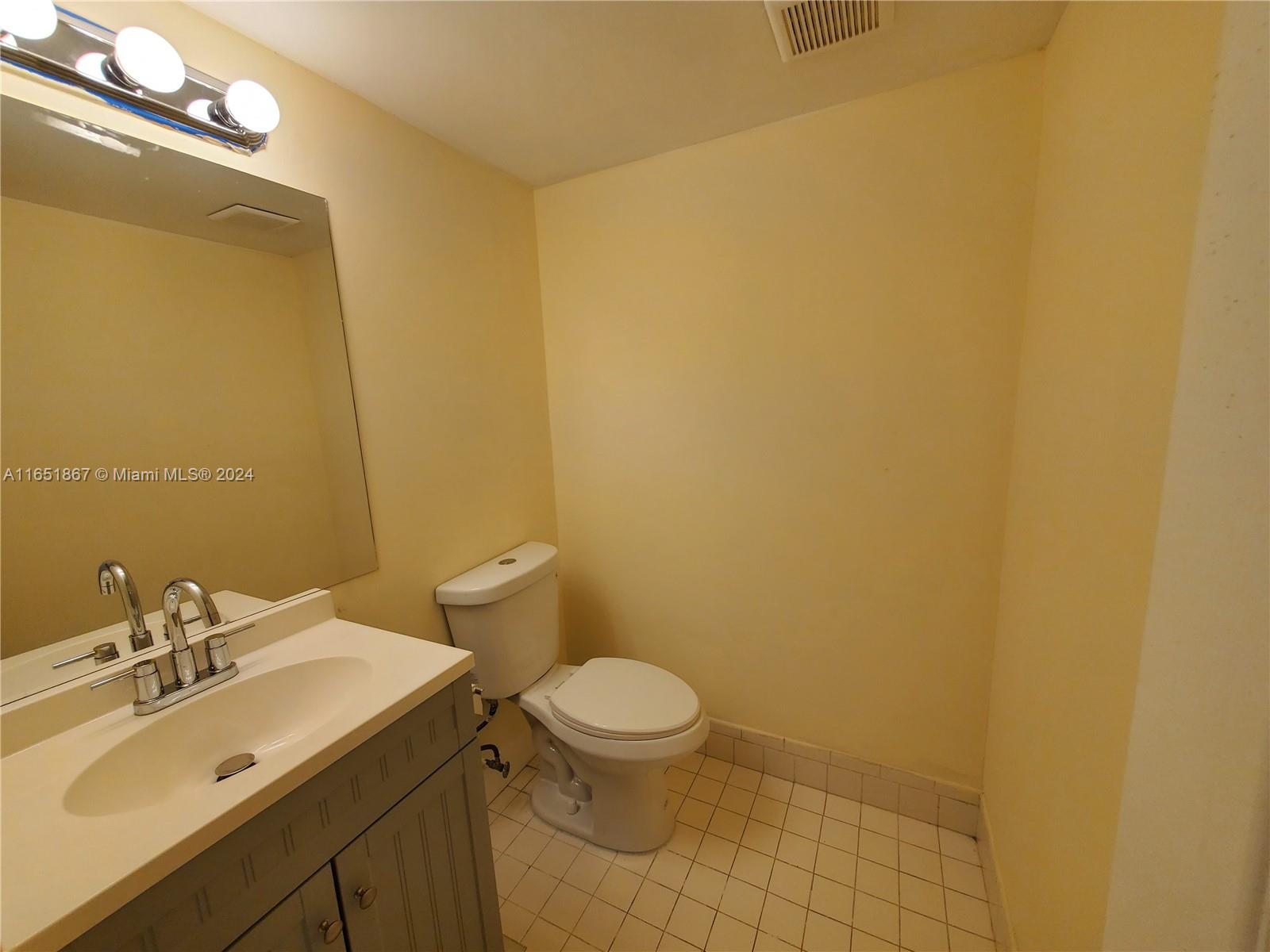 251 SW 132nd Way # 208H