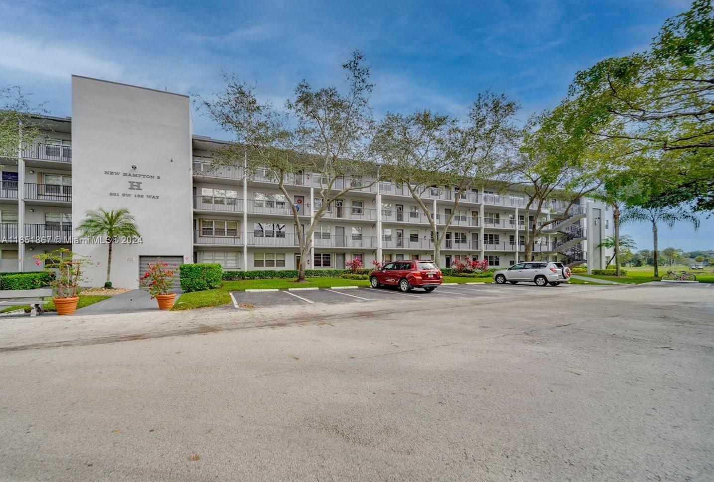 251 SW 132nd Way # 208H