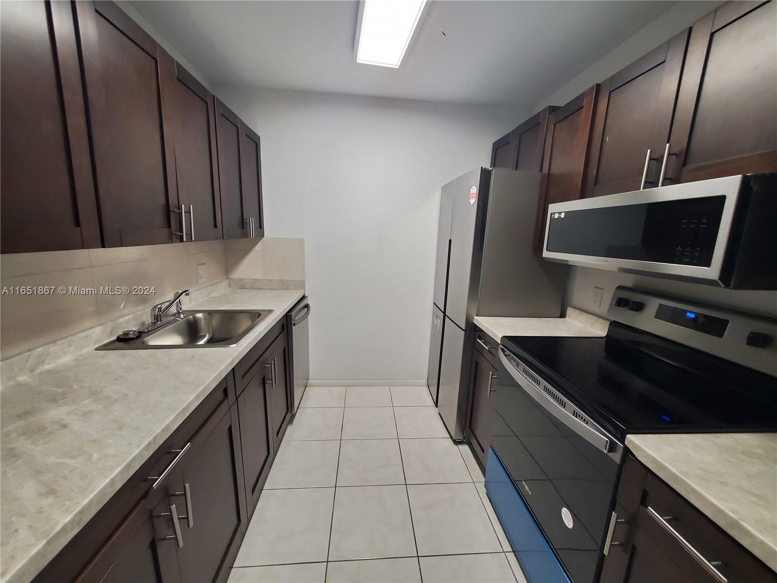 251 SW 132nd Way # 208H