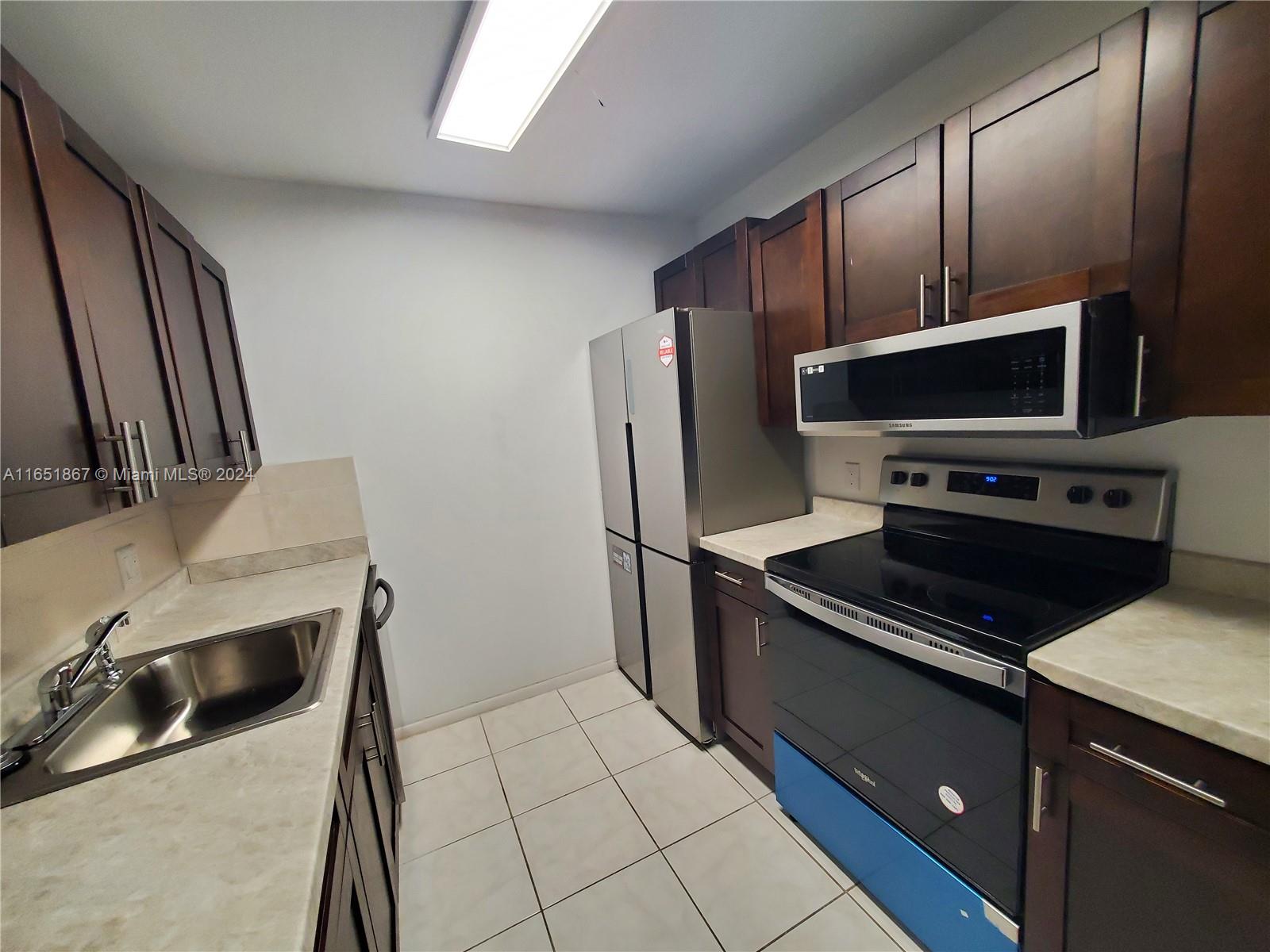 251 SW 132nd Way # 208H