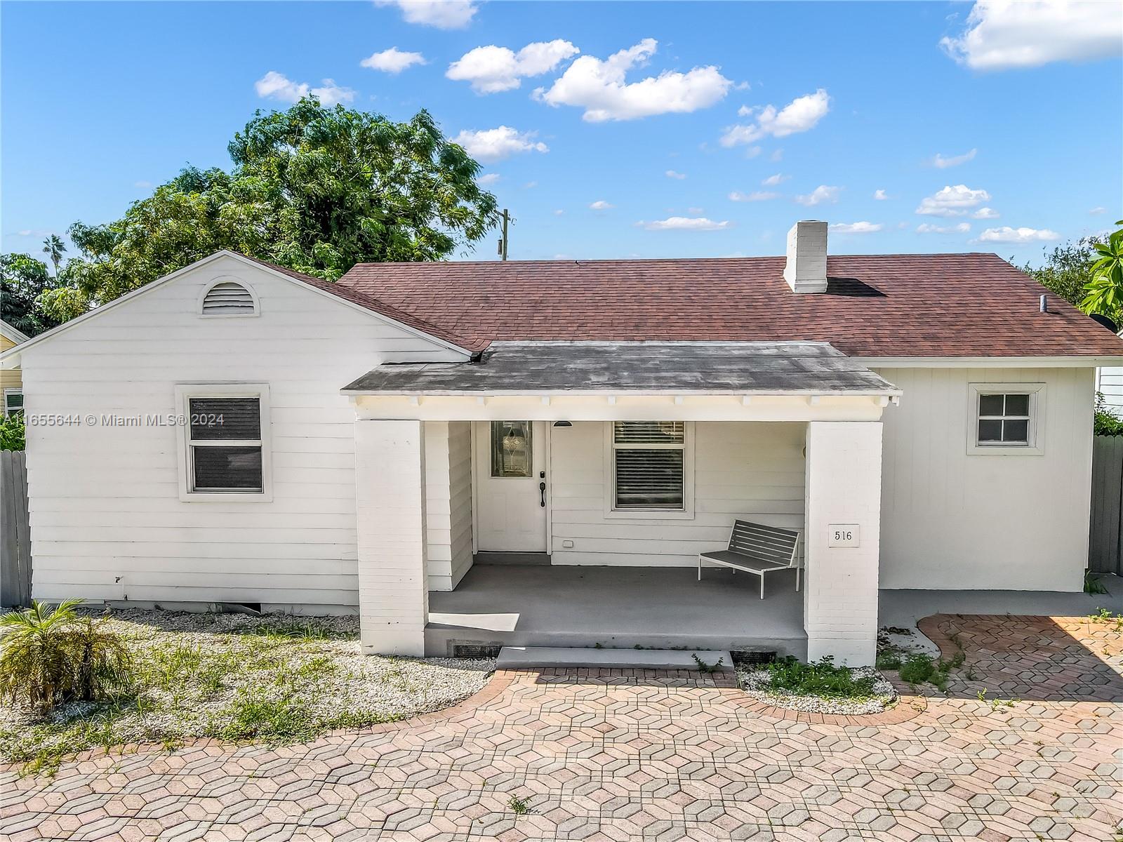 516 Puritan Rd