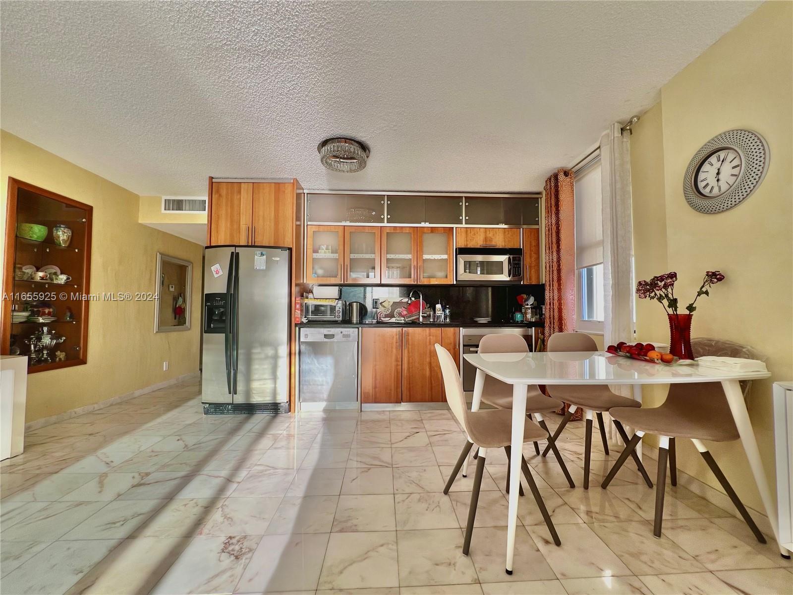 1865 S Ocean Dr # 17L