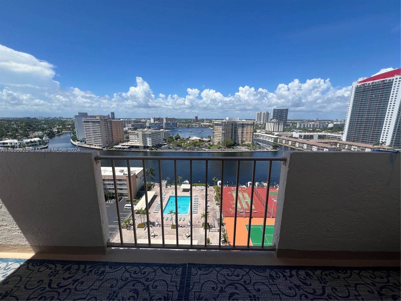 1865 S Ocean Dr # 17L