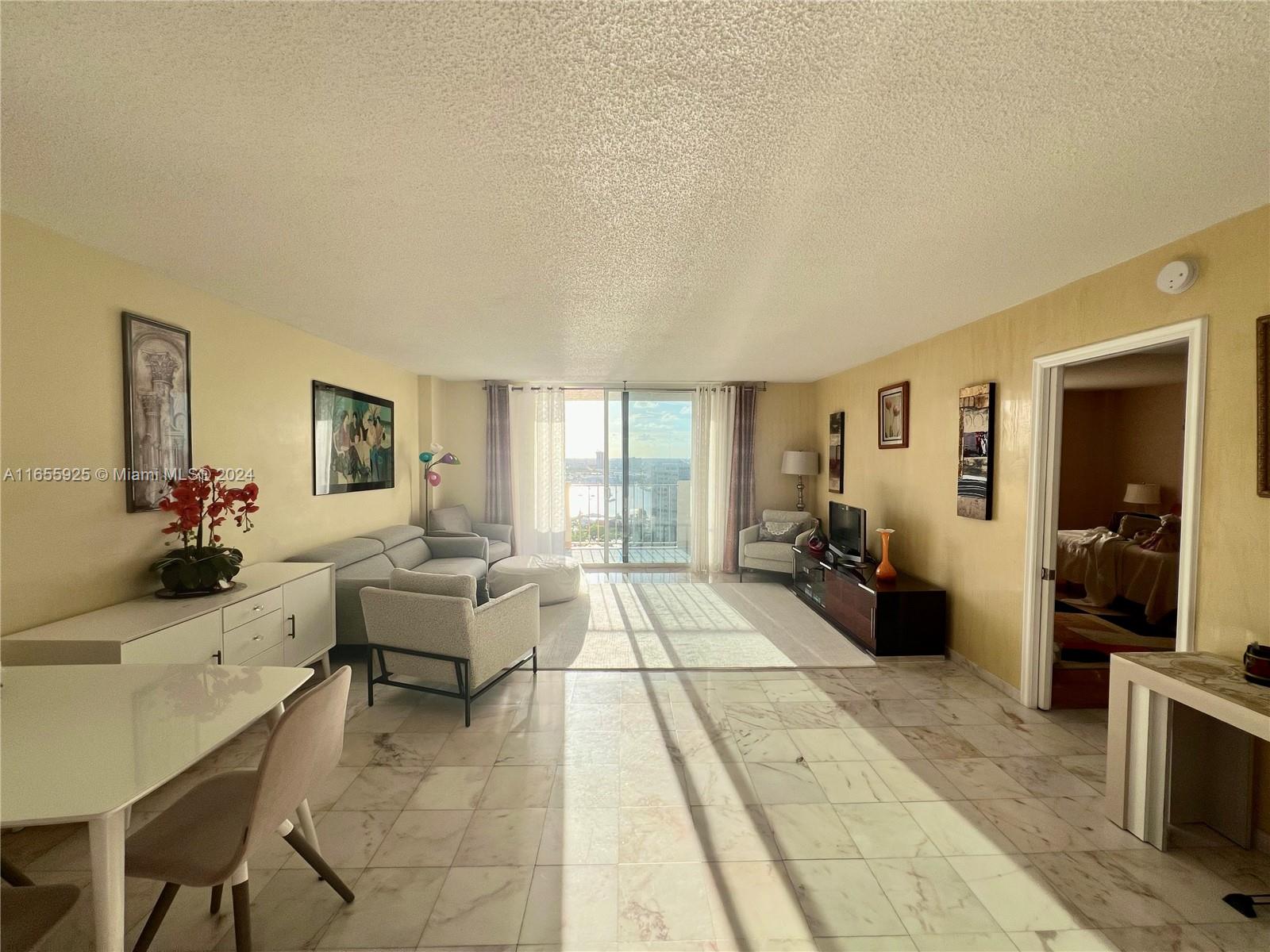 1865 S Ocean Dr # 17L