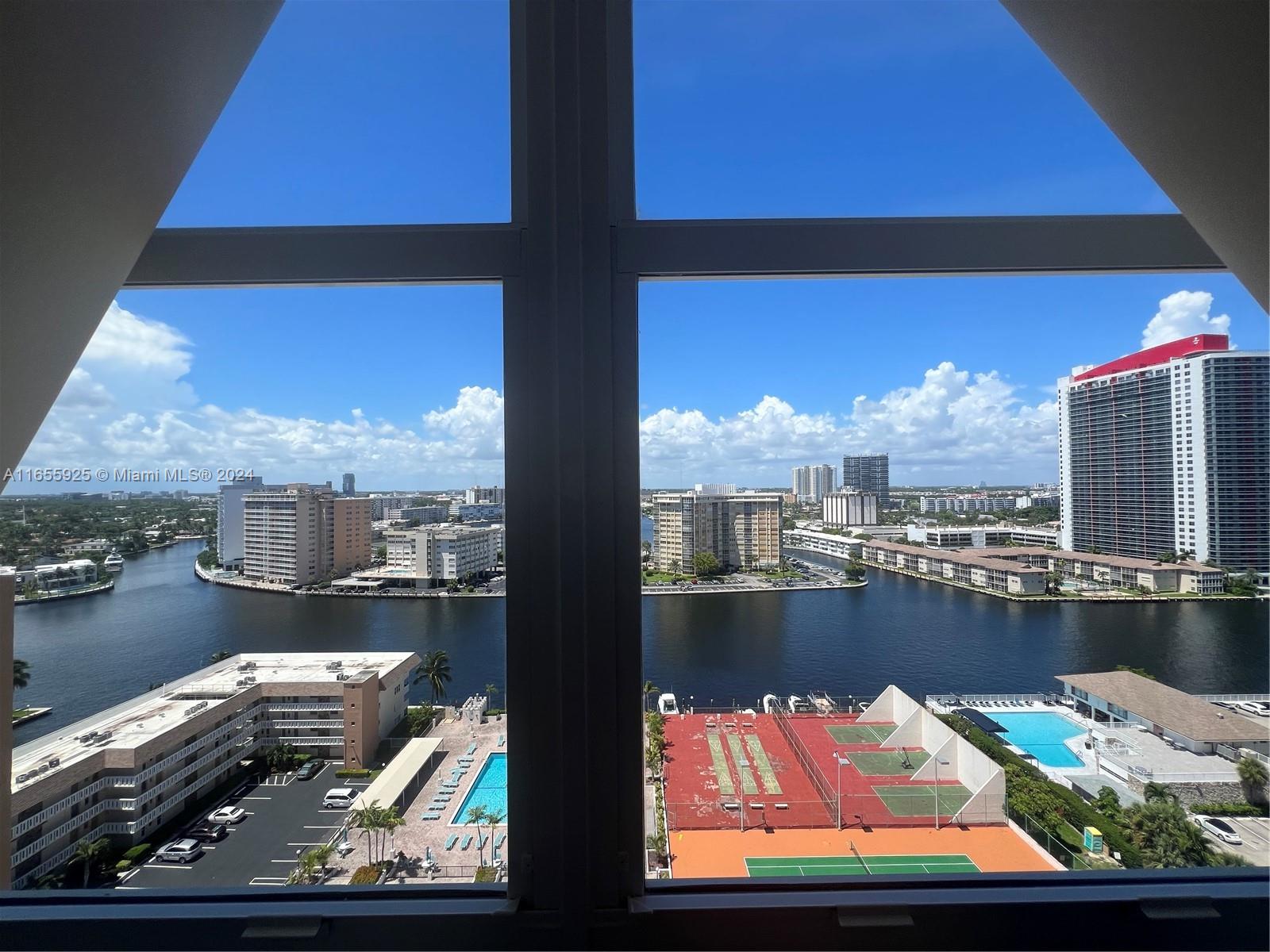 1865 S Ocean Dr # 17L