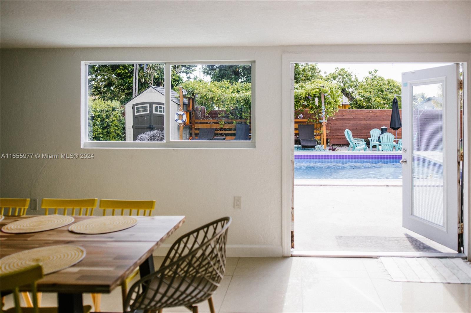 4160 NE 11th Ter