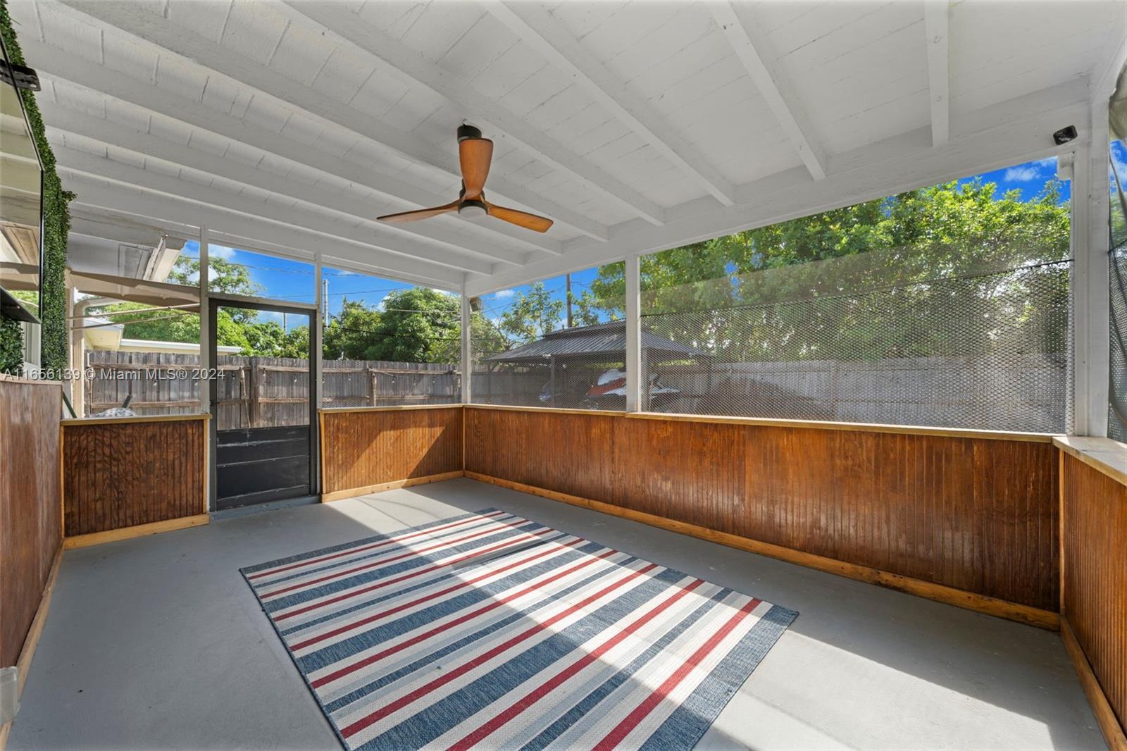 1280 SW 7th Ave