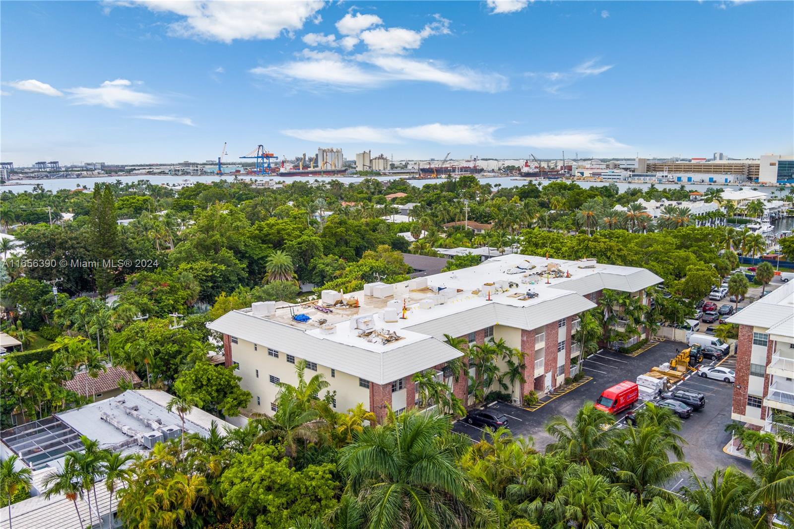 2424 SE 17th Cswy # 105B