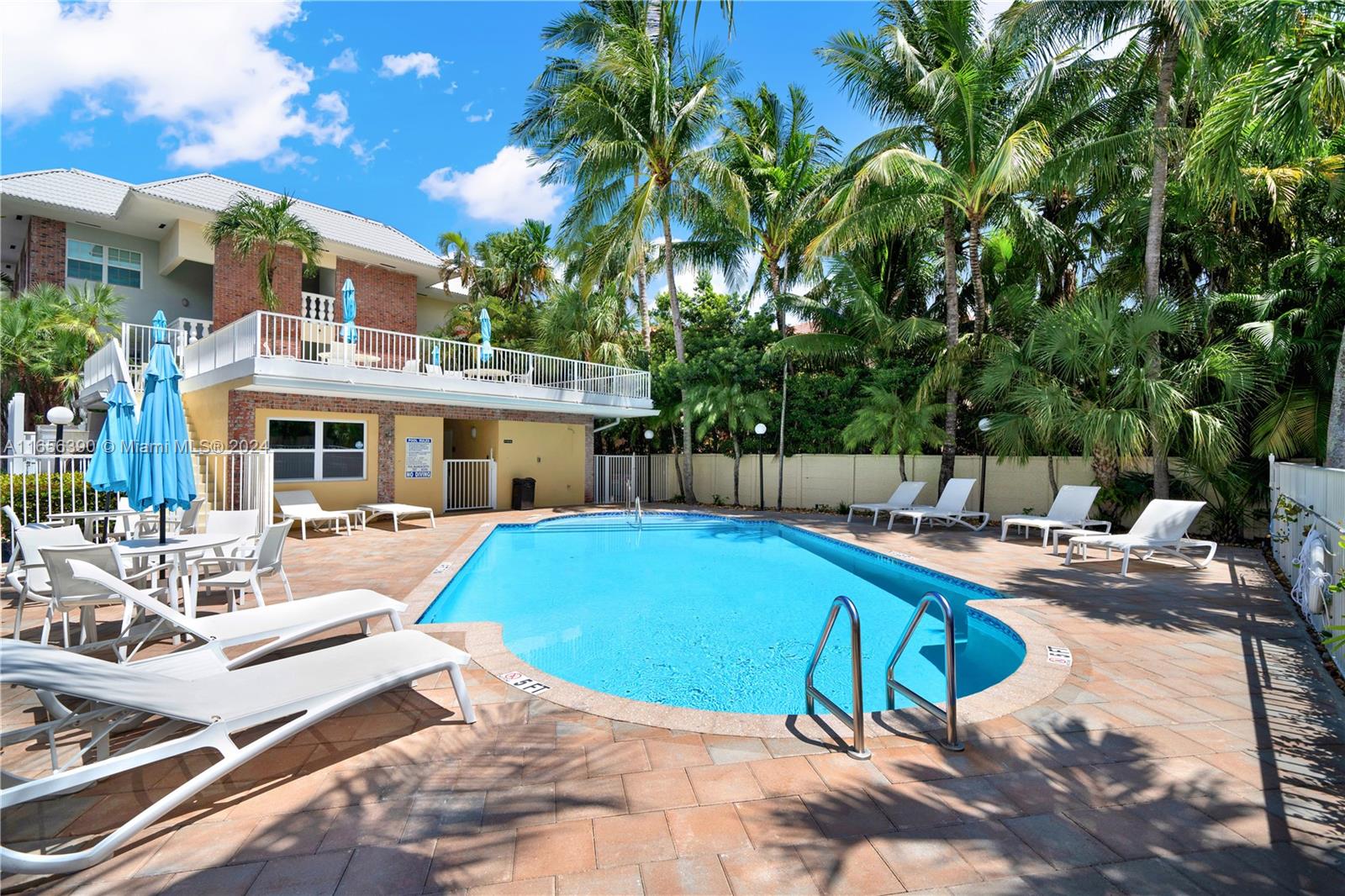 2424 SE 17th Cswy # 105B
