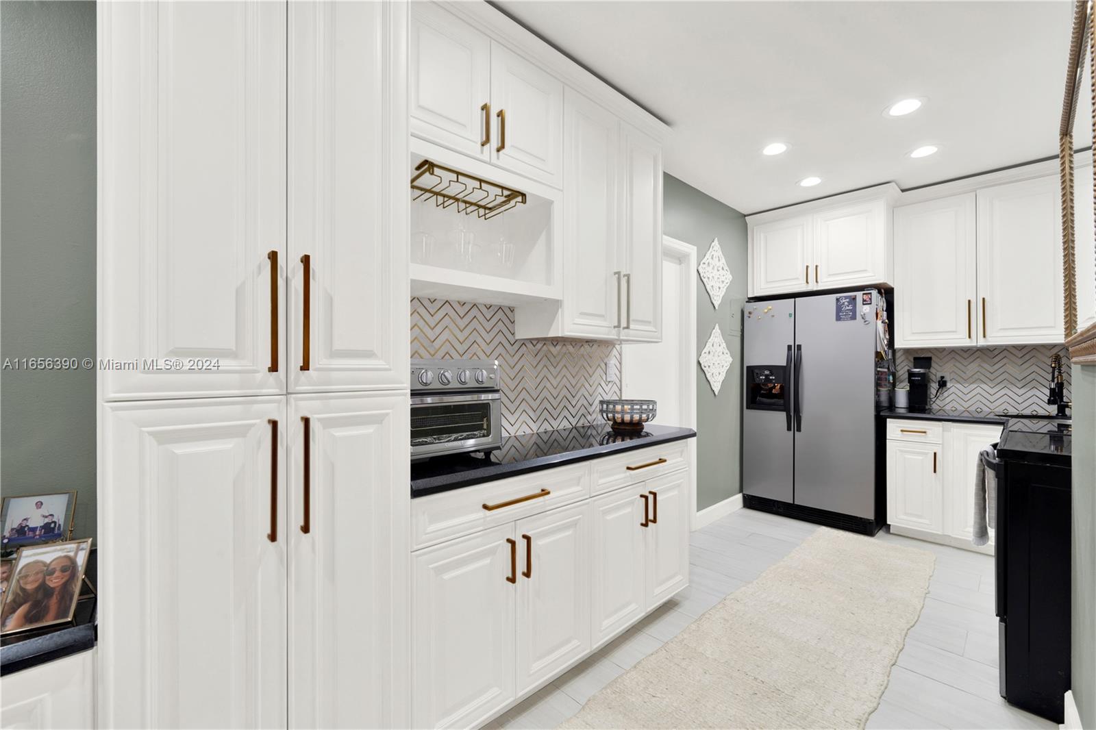 2424 SE 17th Cswy # 105B