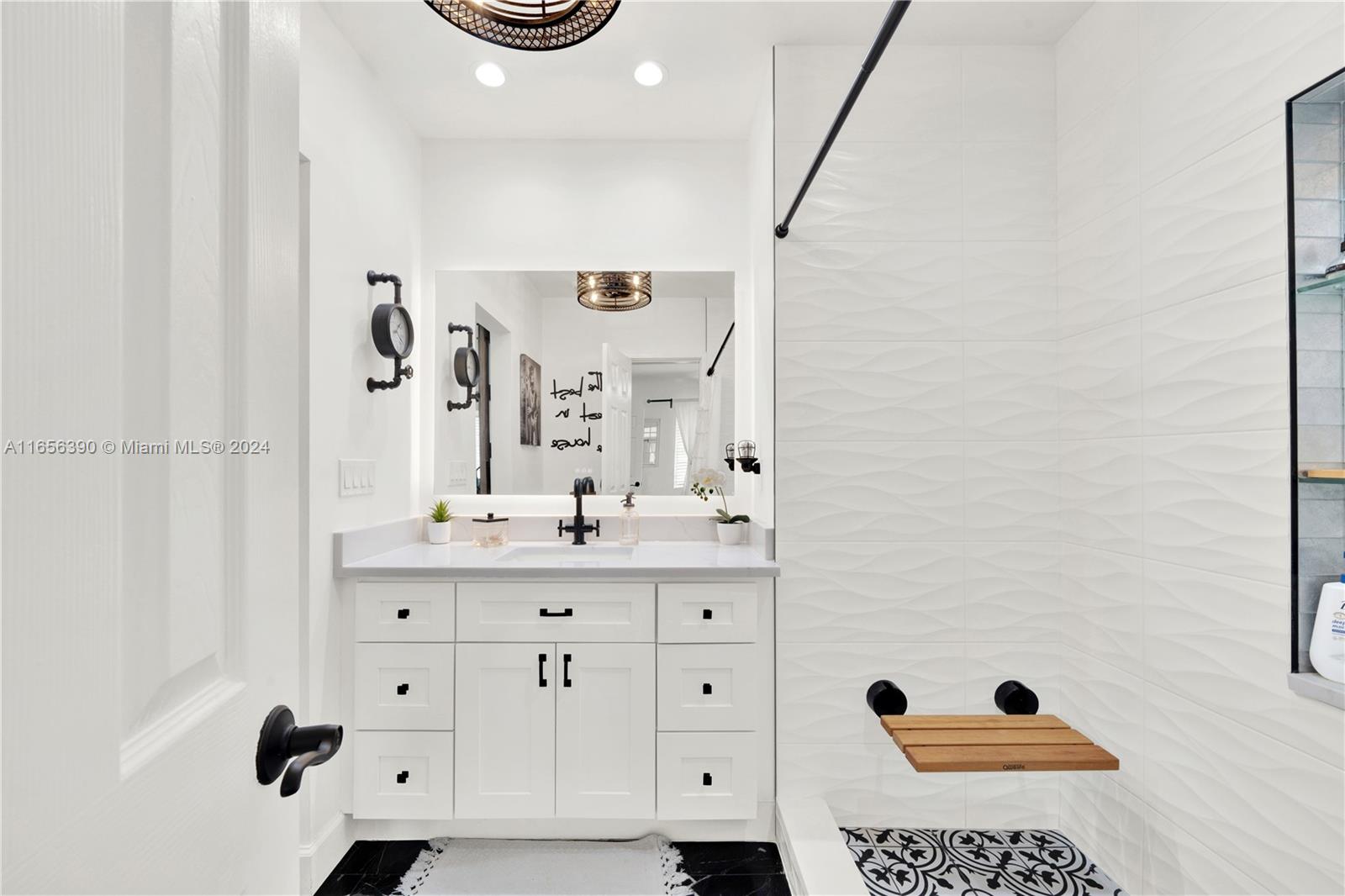 2424 SE 17th Cswy # 105B
