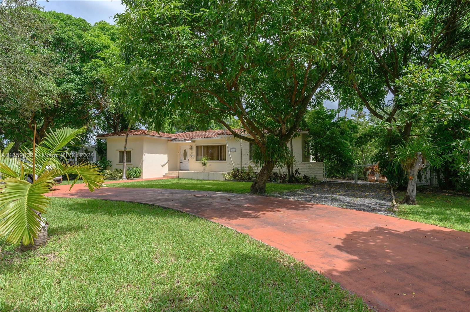 473 De Soto Dr