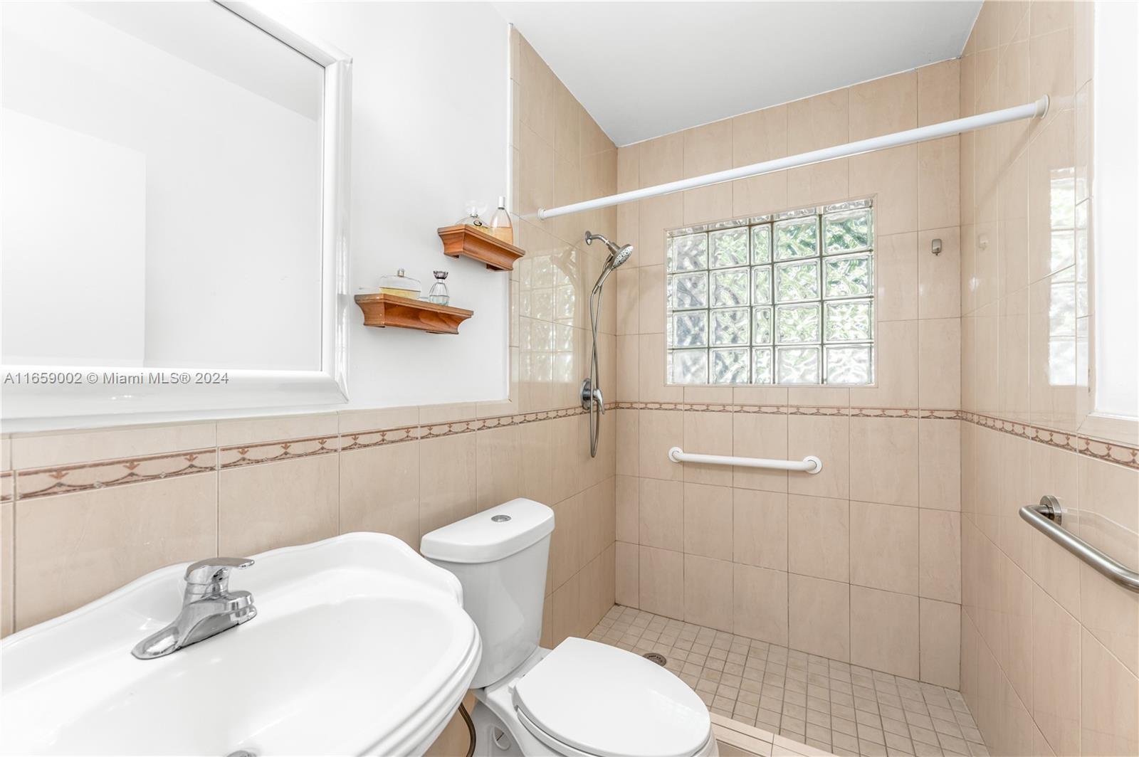 473 De Soto Dr