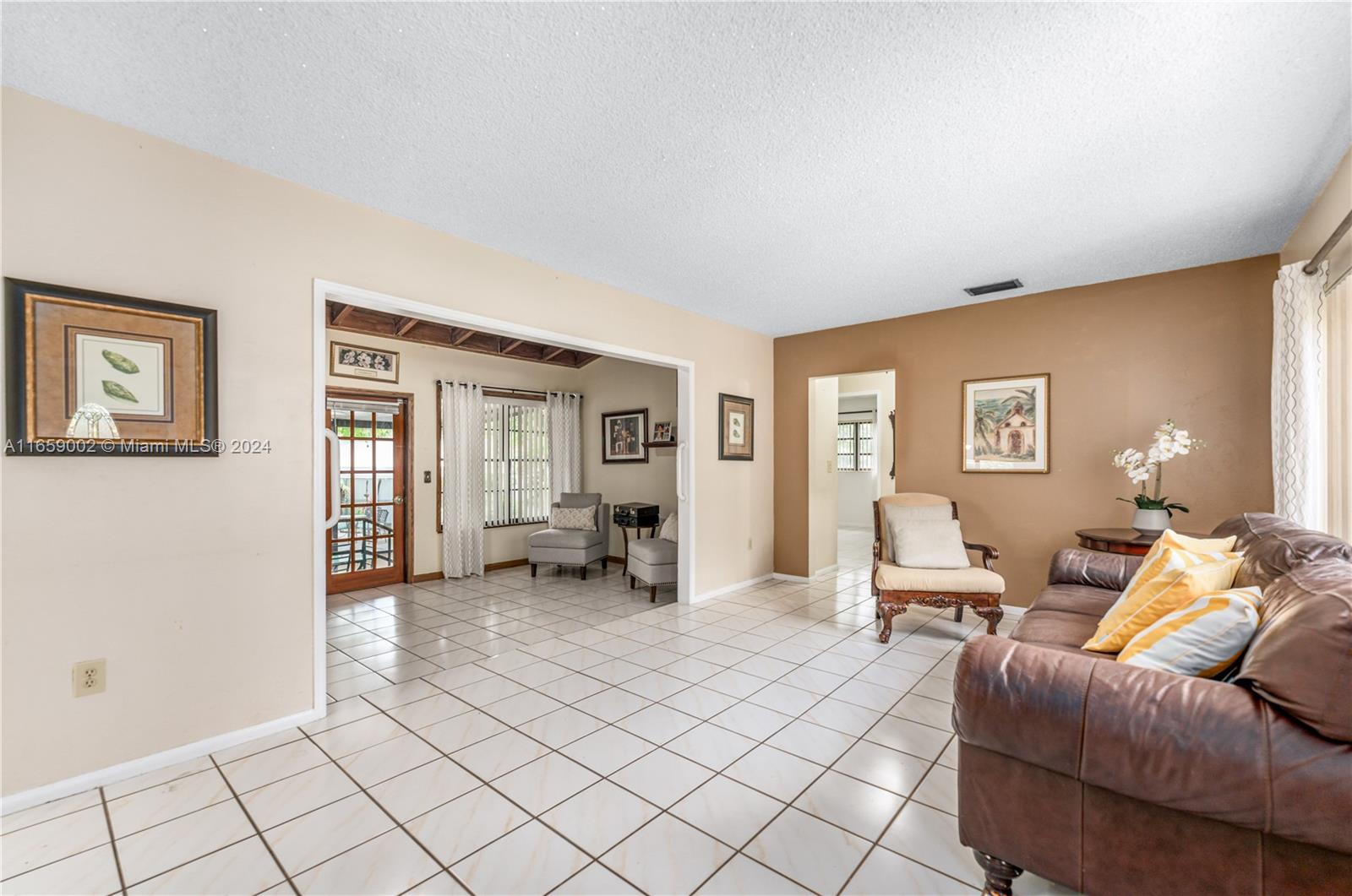473 De Soto Dr
