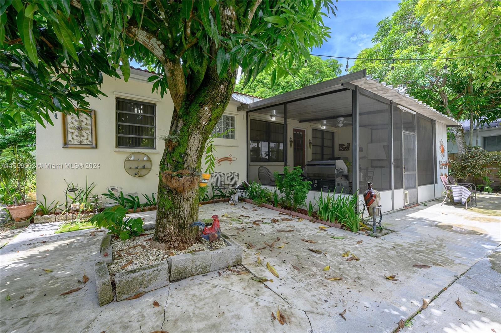 473 De Soto Dr