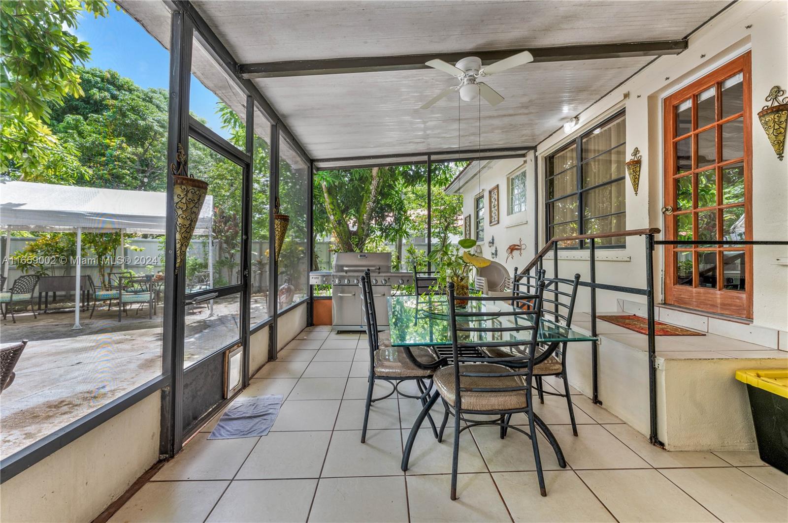 473 De Soto Dr