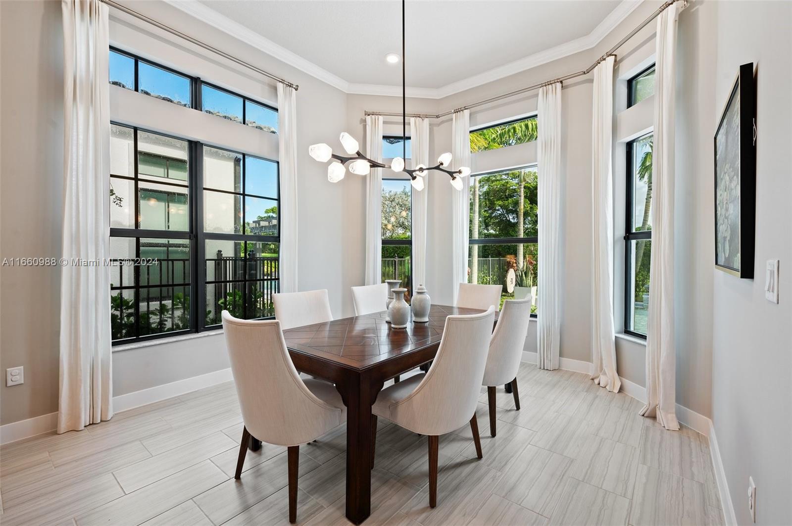 8180 Acadia Ct