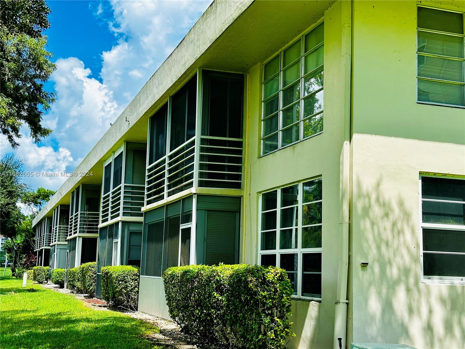907 Cypress Ter # 206