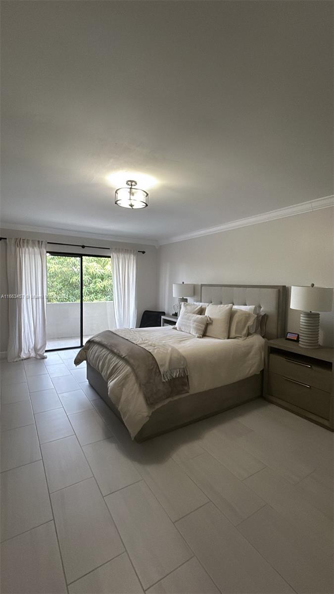 8985 Palm Tree Ln # 8985