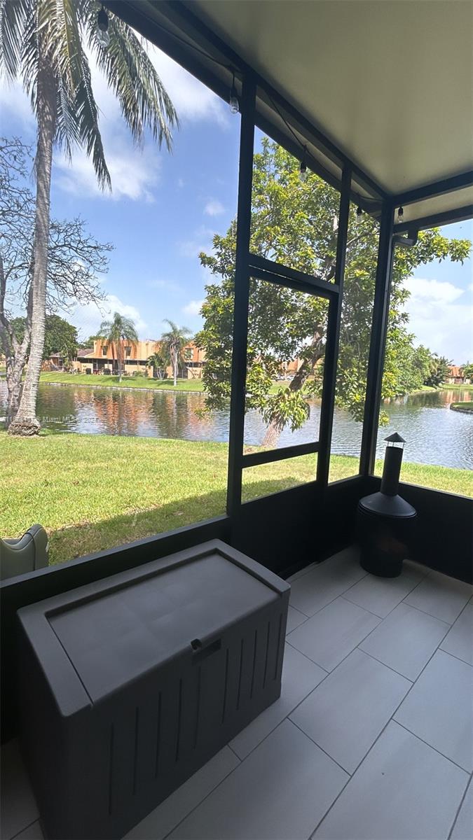 8985 Palm Tree Ln # 8985