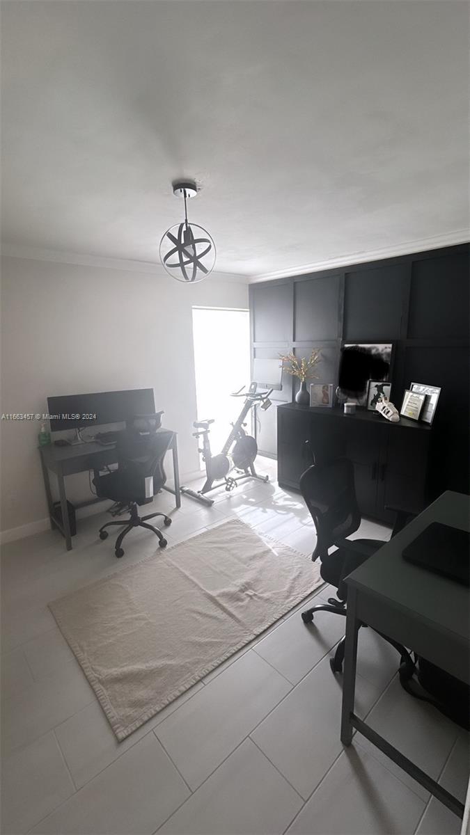 8985 Palm Tree Ln # 8985